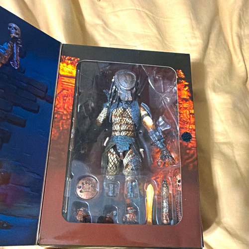 Neca predator city hunter - neca,