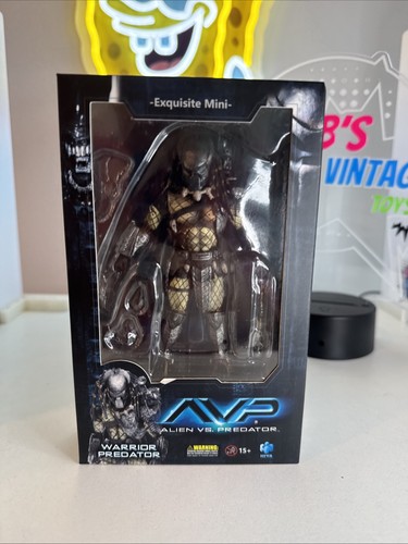 Hiya toys avp chopper predator - avp,