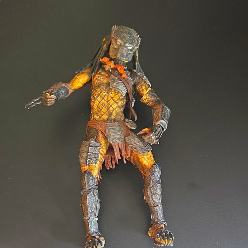 Neca predator franchise figure - neca,